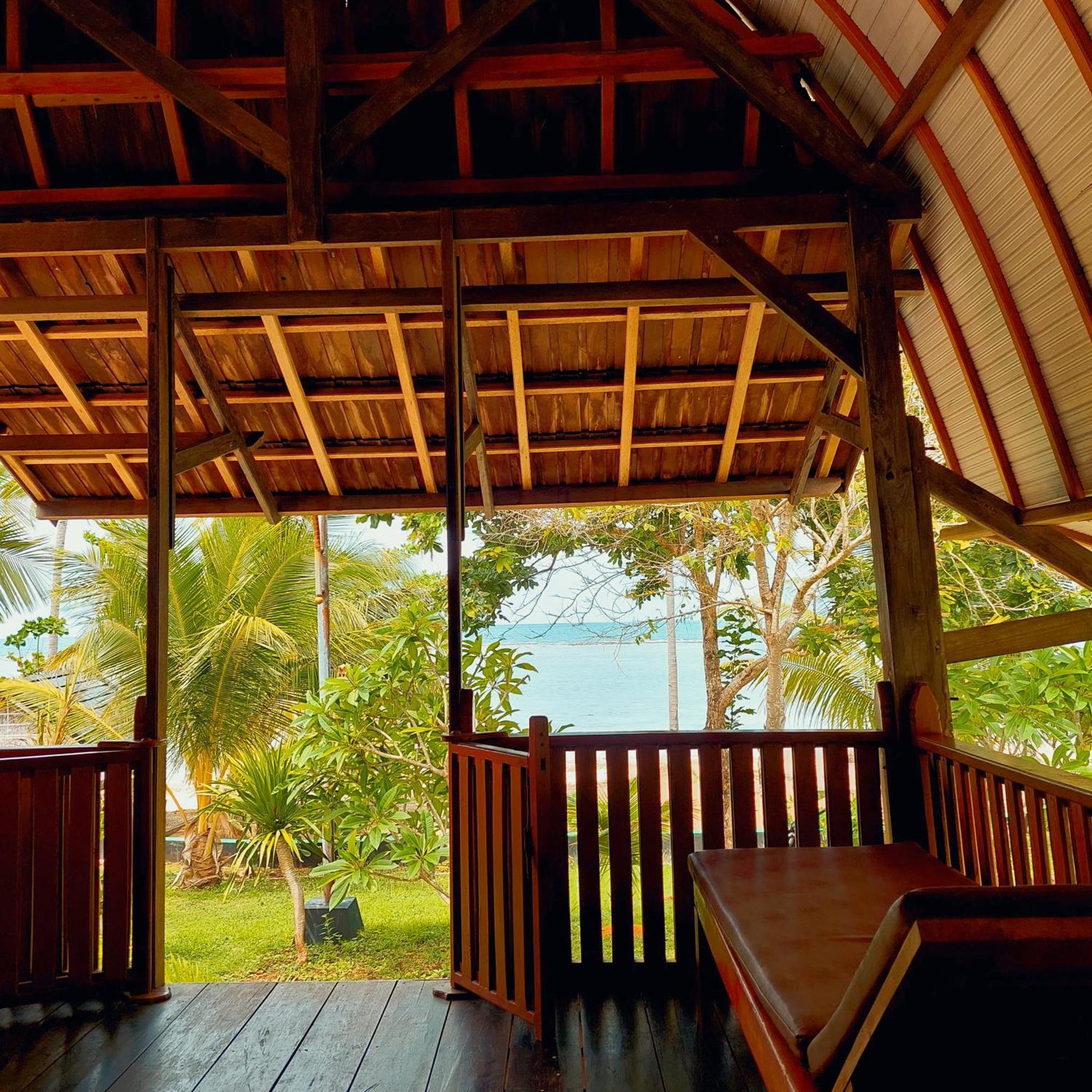 Sunari Beach Resort Selayar Padang  Екстериор снимка