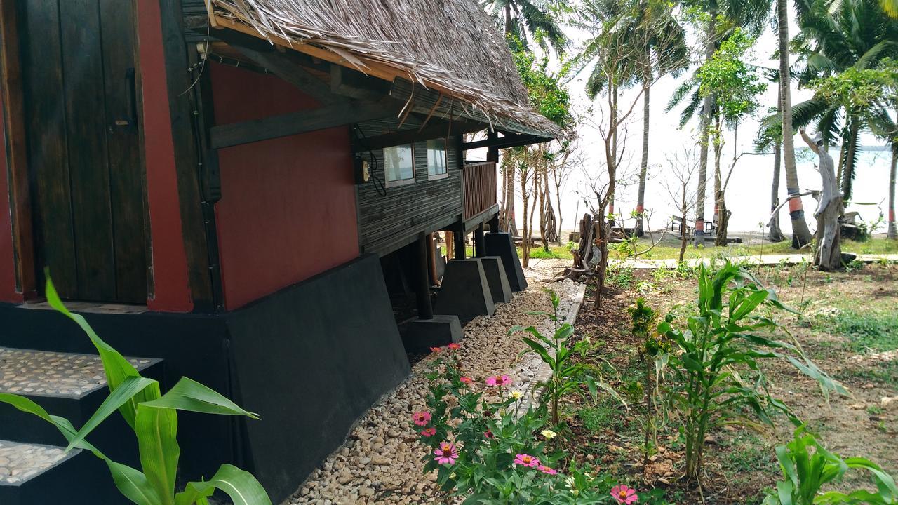 Sunari Beach Resort Selayar Padang  Екстериор снимка