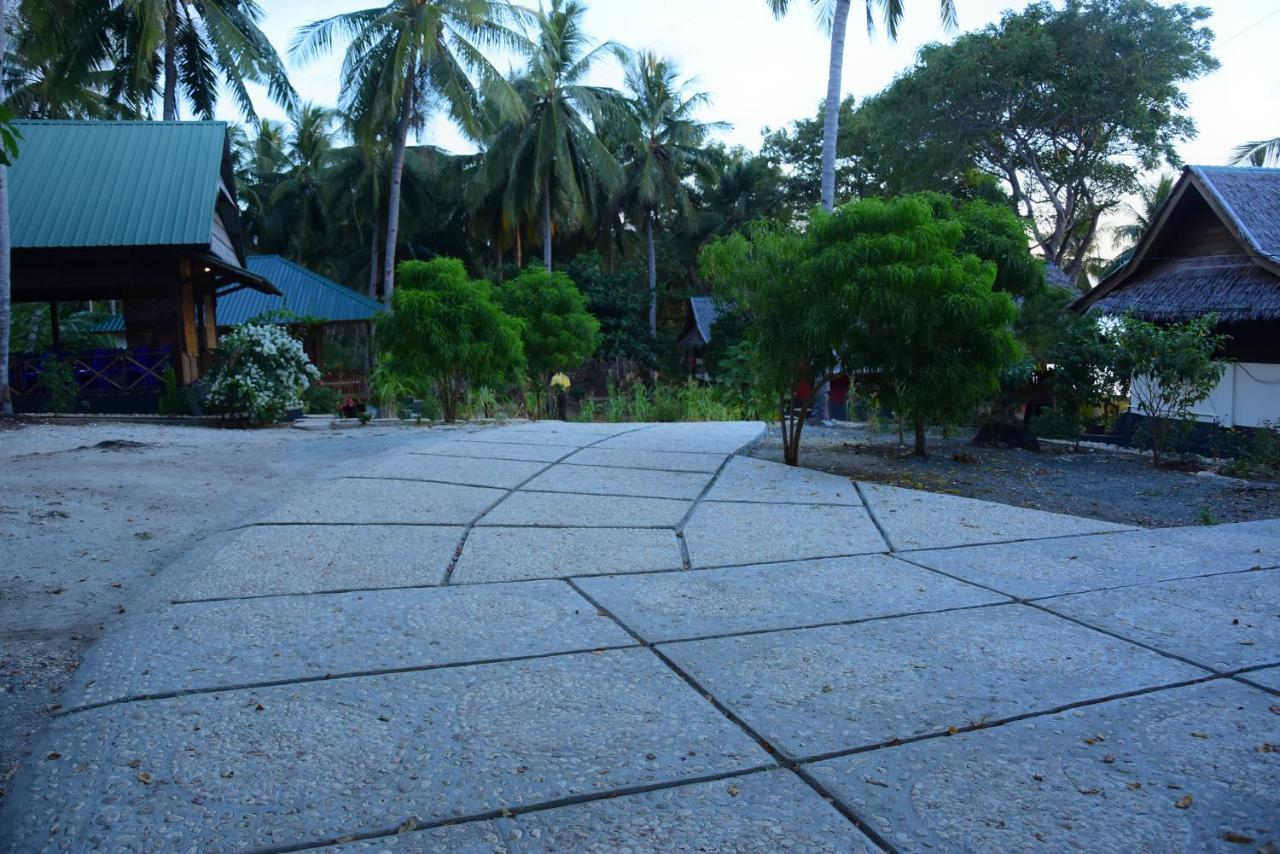 Sunari Beach Resort Selayar Padang  Екстериор снимка