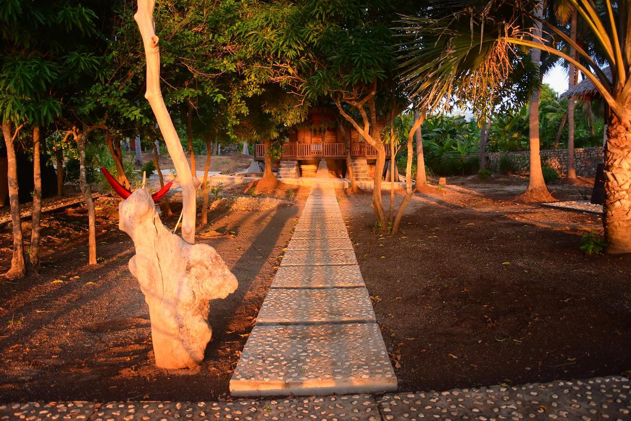 Sunari Beach Resort Selayar Padang  Екстериор снимка